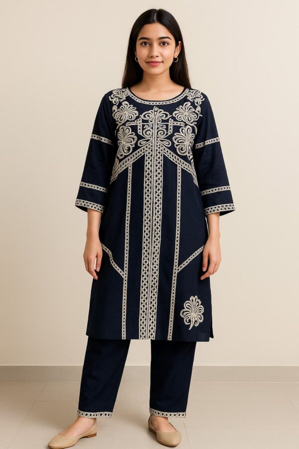 Stich 3 Piece Embroidered