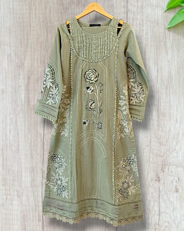 Stich 3 Piece Embroidered